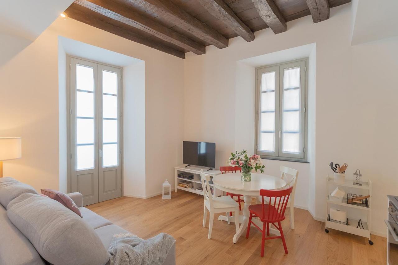Independence Apartment With Balcony By Rent All Côme Extérieur photo